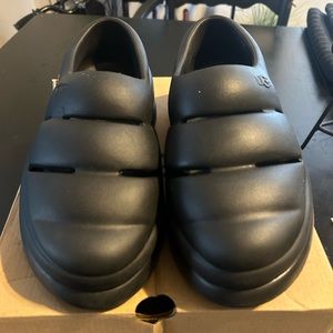 Ugg W Sport Yeah Clog size 9 Only worn once